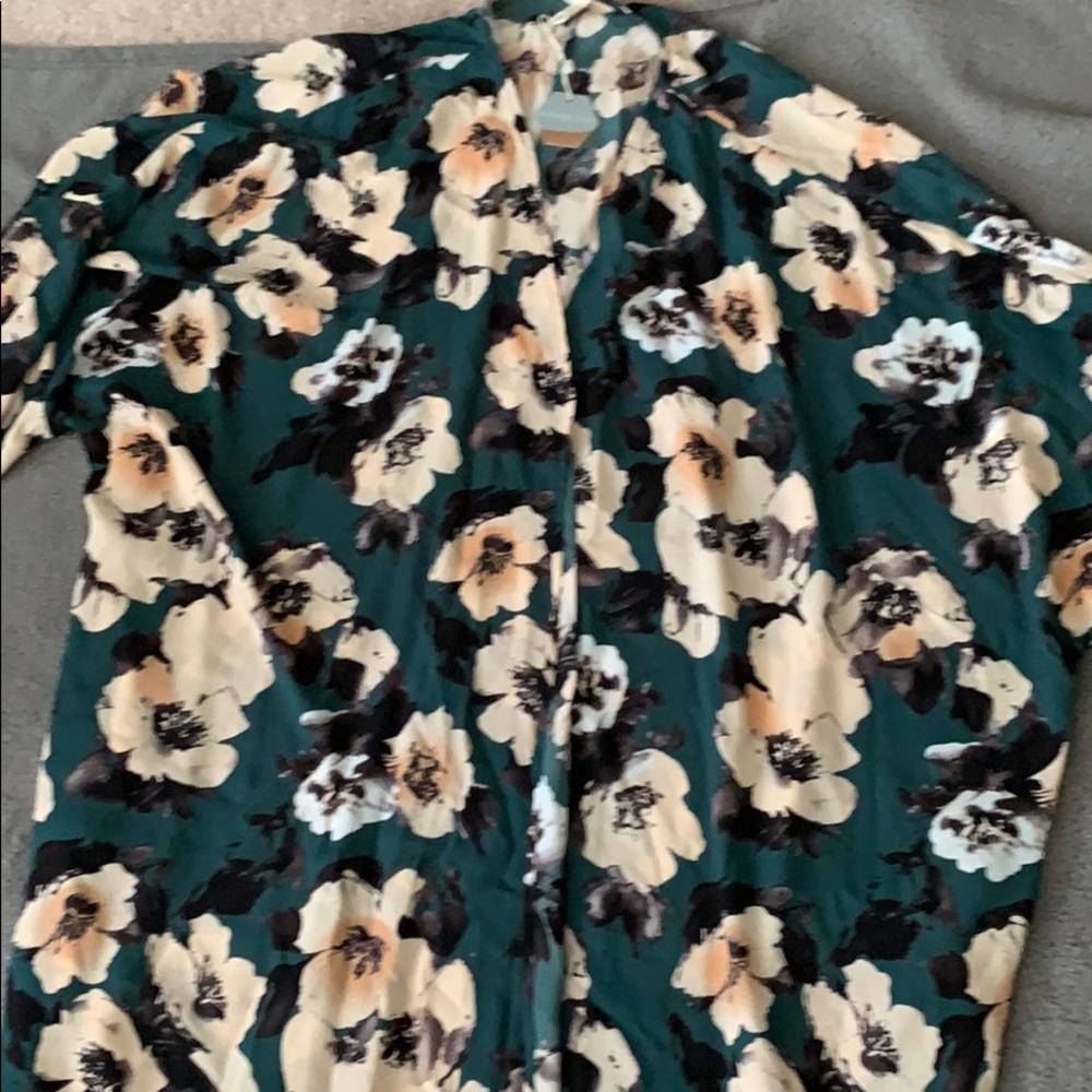 Pinkblush Maternity kimono